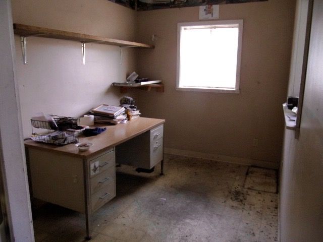 110 W Oak St, Benld, IL 62009